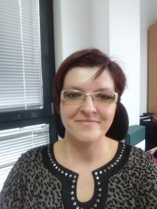 Uz ugodno radno okruženje u SIOS vam je na raspolaganju savjetnica, mentorica, domaćin- ja - Ivana Šimleša-Vondrak i veselim se radu s vama!